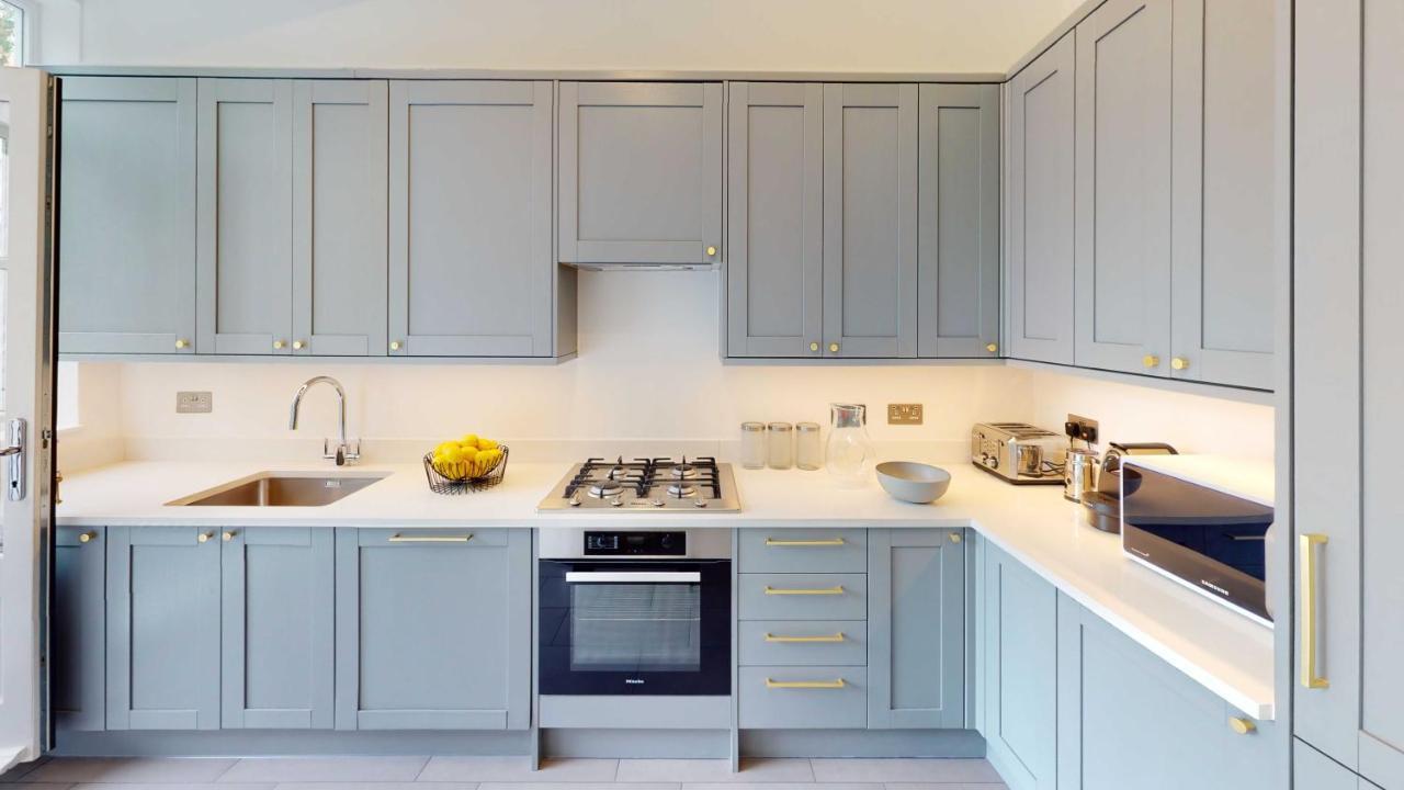 The Harrington - Knightsbridge - 18 Rutland Gate Aparthotel Londen Buitenkant foto